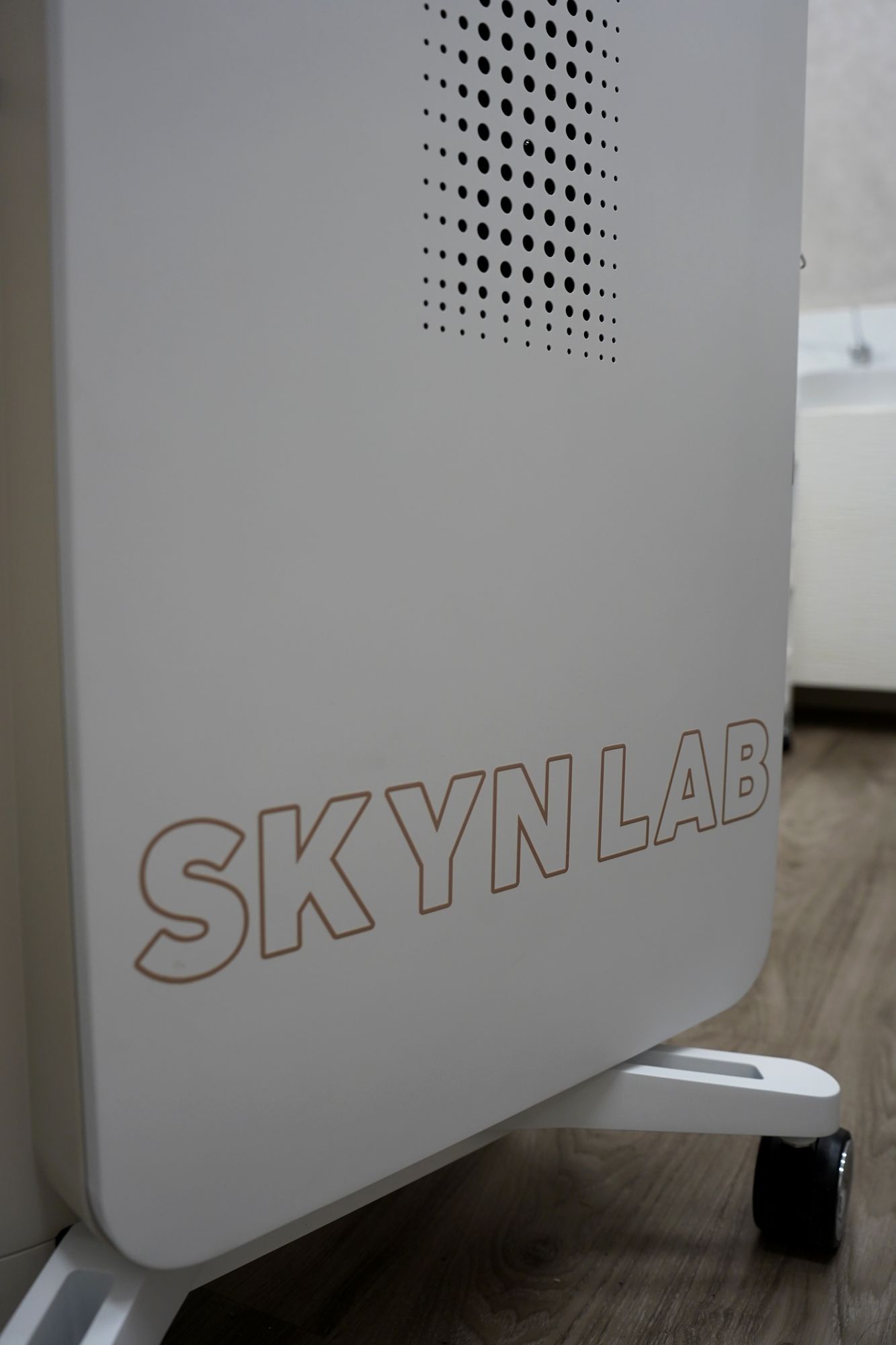 The side of the Skyn Lux machine